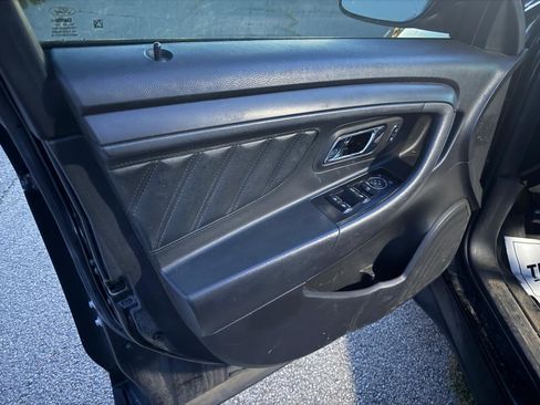 Used 2016 Ford Taurus Police Interceptor FWD image 13