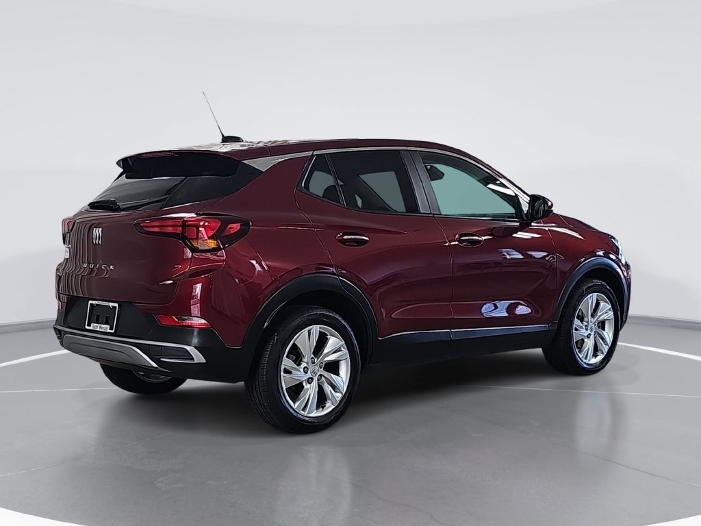 Certified 2024 Buick Encore GX Preferred w/ Comfort Package FWD image 3