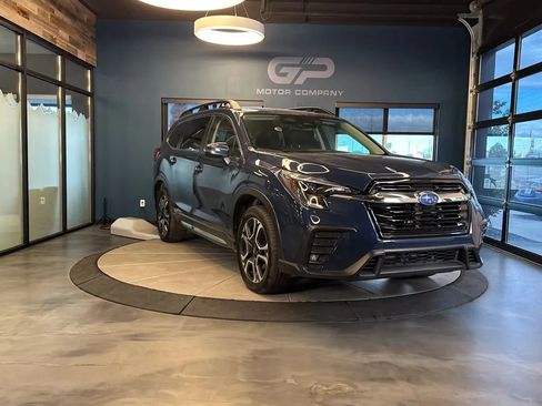 Used 2023 Subaru Ascent Limited AWD/4WD image 1