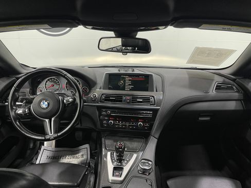 Used 2015 BMW M6 Convertible RWD image 18