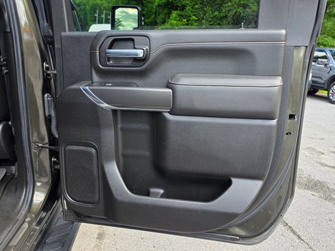 Used 2022 GMC Sierra 2500 AT4 w/ AT4 Preferred Package AWD/4WD image 32