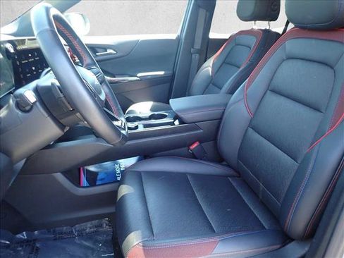 Used 2025 Chevrolet Equinox RS AWD/4WD image 12