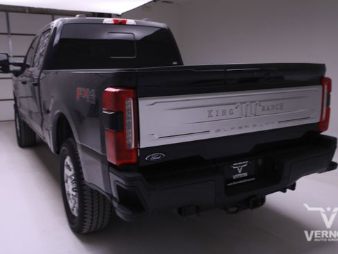 Used 2024 Ford F250 King Ranch w/ FX4 Off-Road Package image 2