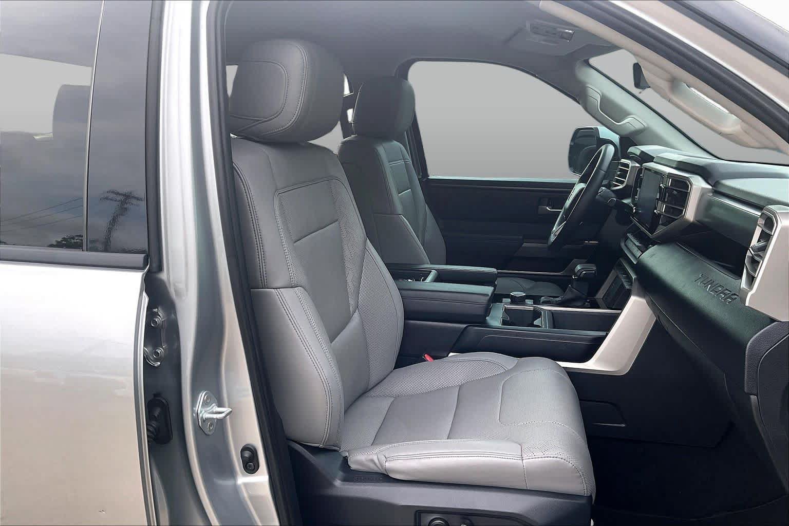 Used 2022 Toyota Tundra SR5 w/ TRD Off-Road Premium Package RWD image 9