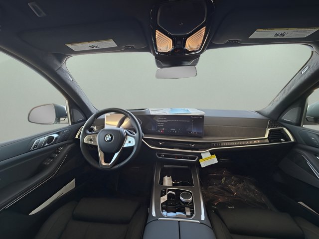 Used 2026 BMW X7 xDrive40i w/ Premium Package AWD/4WD image 26