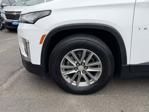 Certified 2023 Chevrolet Traverse LT image 8