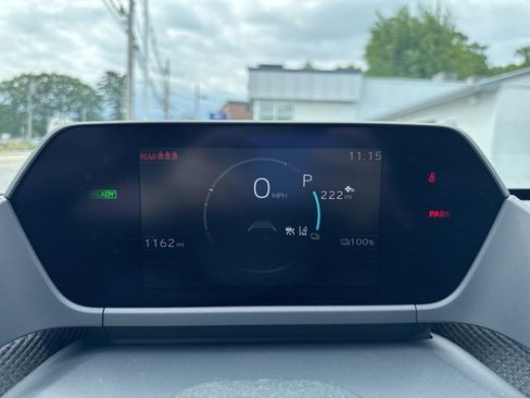 Used 2024 Subaru Solterra Premium image 16