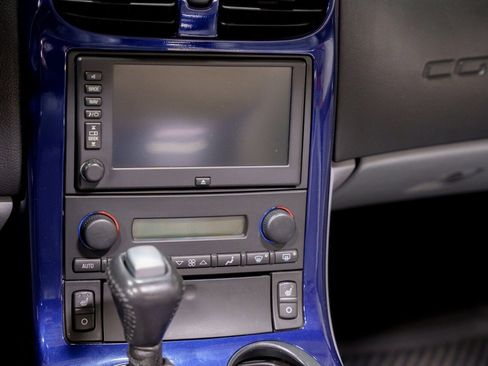 Used 2005 Chevrolet Corvette Convertible w/ Preferred Equipment Group image 18