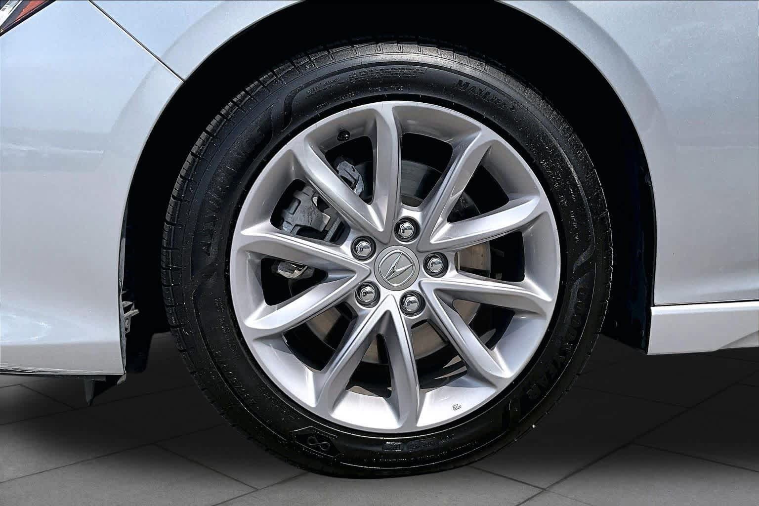 Used 2021 Acura TLX FWD image 10