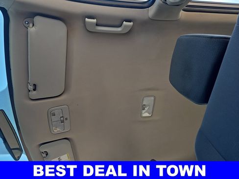 Used 2015 Toyota Corolla L FWD image 28