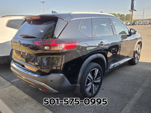 Used 2023 Nissan Rogue SL w/ SL Premium Package FWD image 4