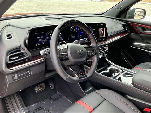 Used 2024 Chevrolet Traverse RS w/ LPO, Floor Liner Package image 13