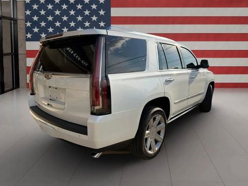 Used 2016 Cadillac Escalade Premium image 7