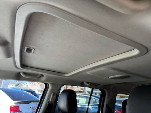 Used 2017 Jeep Patriot High Altitude image 12