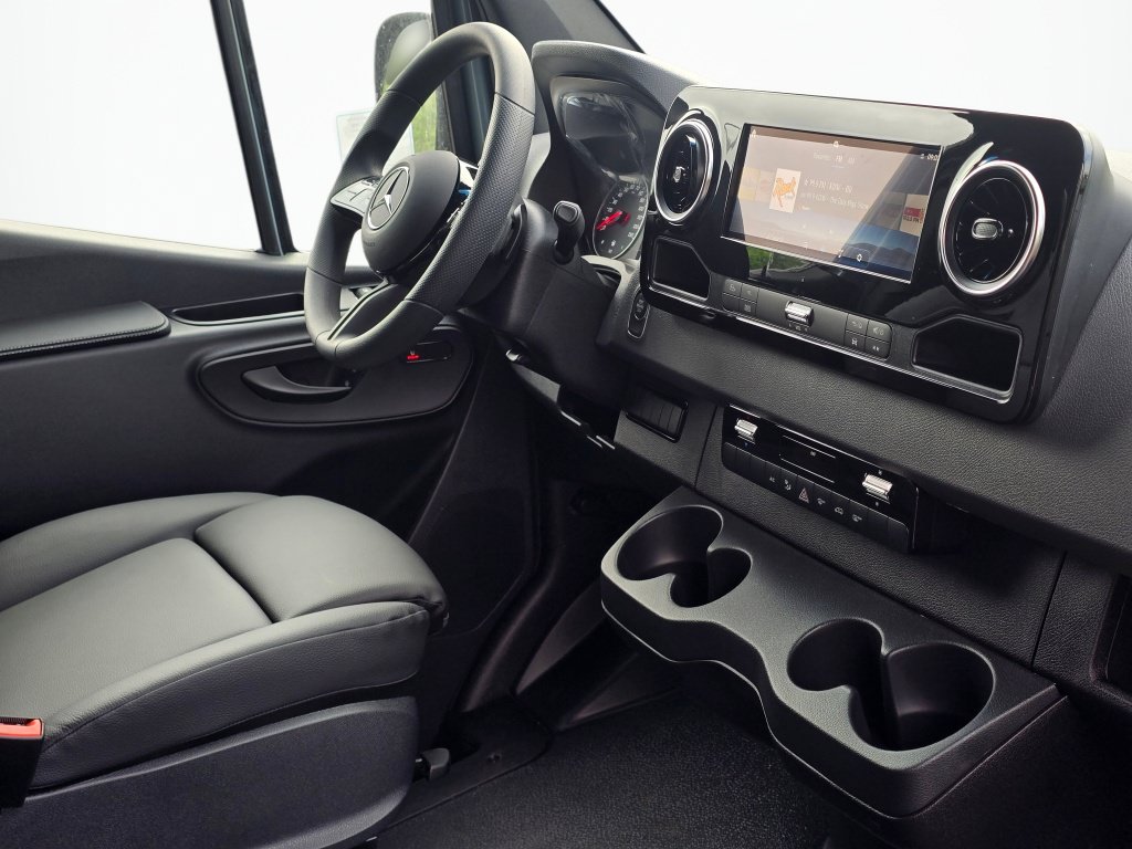 New 2026 Mercedes-Benz Sprinter 2500 image 26