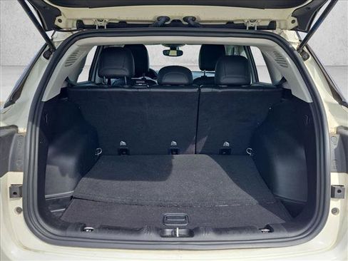 Used 2019 Jeep Compass Trailhawk AWD/4WD image 6