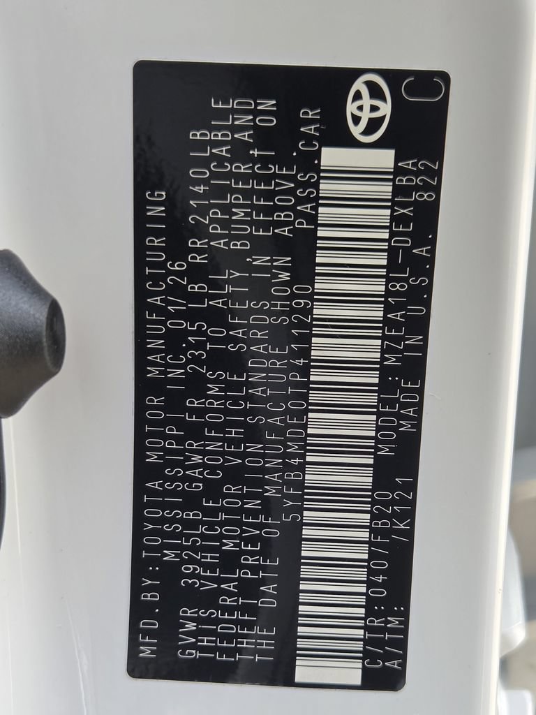 Used 2026 Toyota Corolla LE FWD image 30