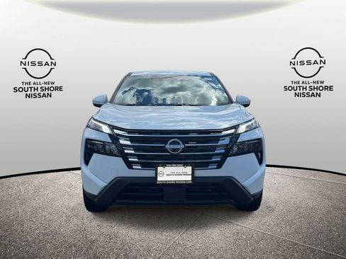 Certified 2025 Nissan Rogue SV AWD/4WD image 2