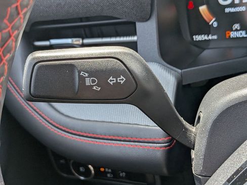 Used 2025 Ford Explorer ST-Line AWD/4WD image 28