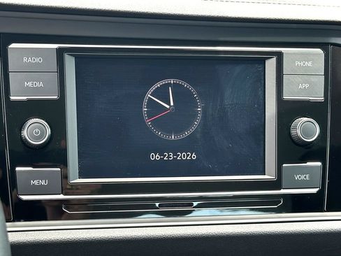 Certified 2024 Volkswagen Jetta SE FWD image 23
