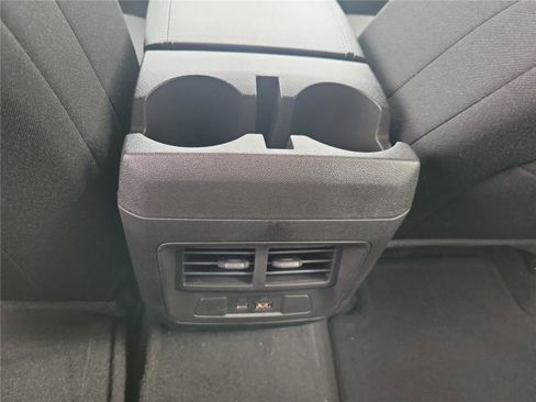 New 2026 GMC Canyon Elevation image 12