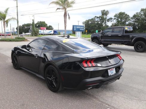 Used 2024 Ford Mustang Coupe RWD image 8