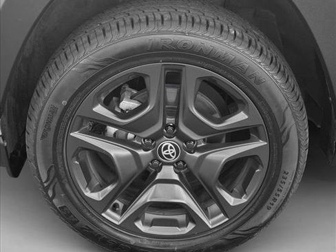 Used 2024 Toyota RAV4 Adventure image 8