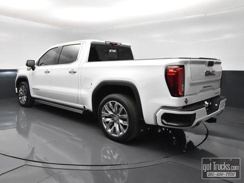 Used 2023 GMC Sierra 1500 Denali w/ Denali Reserve Package AWD/4WD image 5