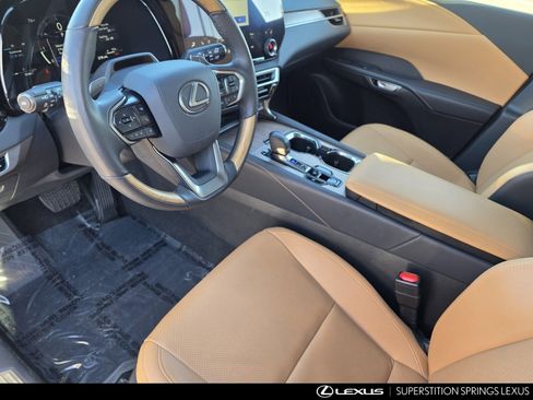 Certified 2025 Lexus RX 350 Premium image 12