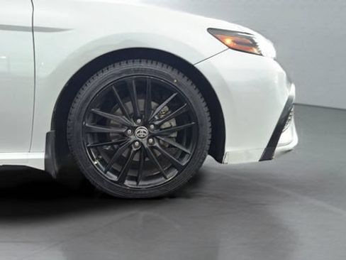 Used 2022 Toyota Camry XSE w/ Navigation Upgrade Package FWD image 30
