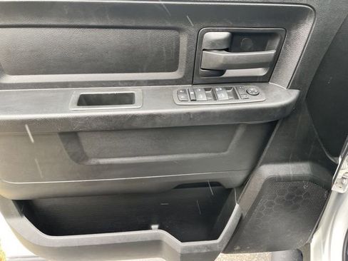 Used 2022 RAM 1500 Express w/ Wheel & Sound Group AWD/4WD image 17