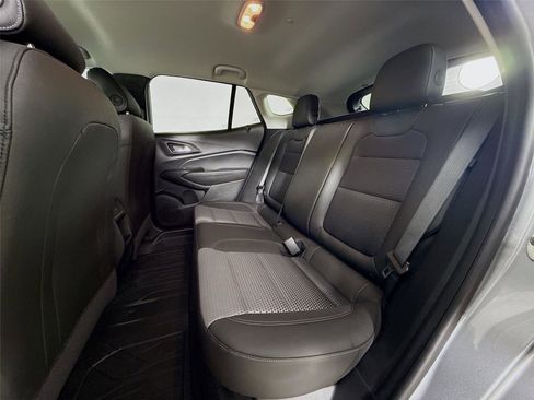 Used 2024 Chevrolet Trax LT w/ Driver Confidence Package FWD image 24