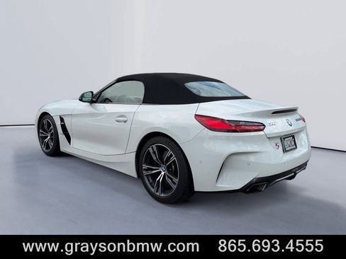 Used 2026 BMW Z4 M40i RWD image 5