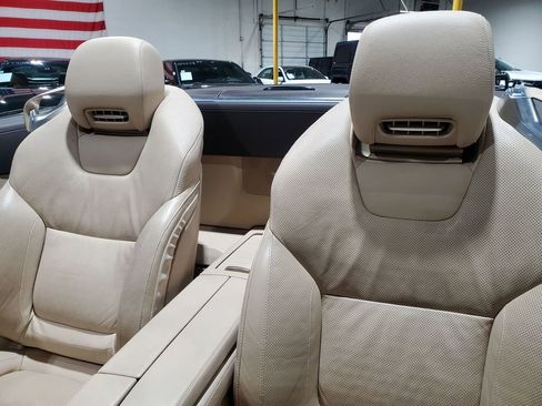 Used 2016 Mercedes-Benz SL 550 image 35