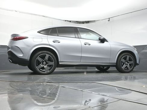 Used 2024 Mercedes-Benz GLC 300 4MATIC image 40