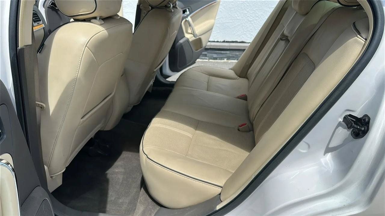 Used 2012 Lincoln MKZ Hybrid FWD image 26