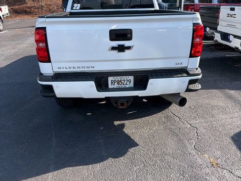 Used 2017 Chevrolet Silverado 2500 LTZ w/ Duramax Plus Package image 5