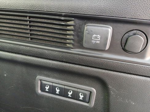 Used 2024 Jeep Wagoneer L 4WD image 29