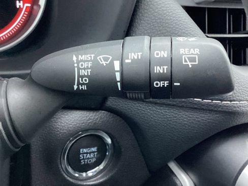 Used 2025 Toyota RAV4 XLE AWD/4WD image 24