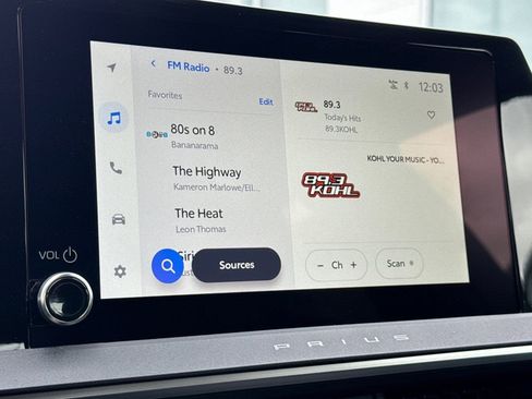 New 2026 Toyota Prius Plug-In Hybrid image 21