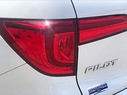 Used 2017 Honda Pilot EX image 31