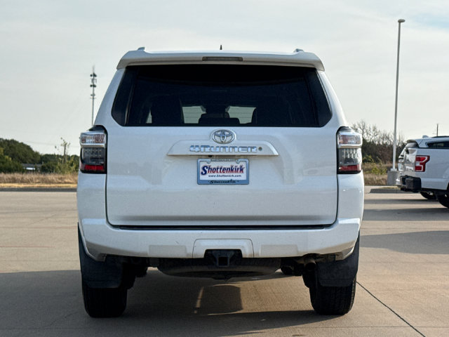 Used 2016 Toyota 4Runner SR5 Premium RWD image 8