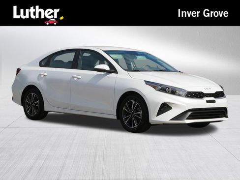 Certified 2024 Kia Forte LXS w/ LXS Technology Package FWD image 1