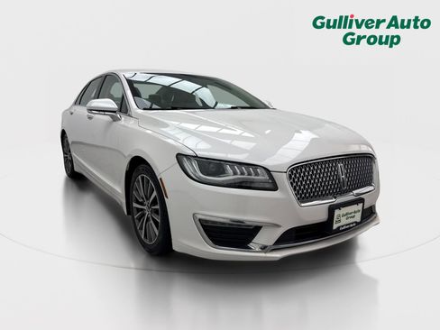 Used 2017 Lincoln MKZ Premiere AWD/4WD image 13