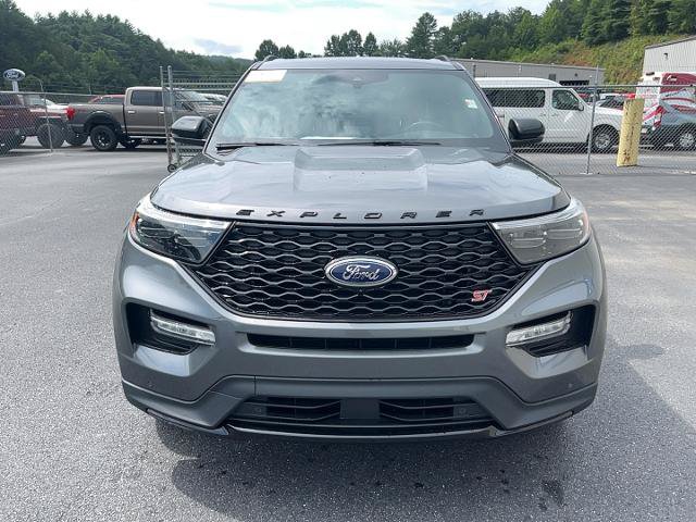 Certified 2024 Ford Explorer ST w/ Equipment Group 401A AWD/4WD image 3
