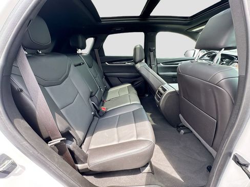 Used 2024 Cadillac XT5 Premium Luxury FWD image 30