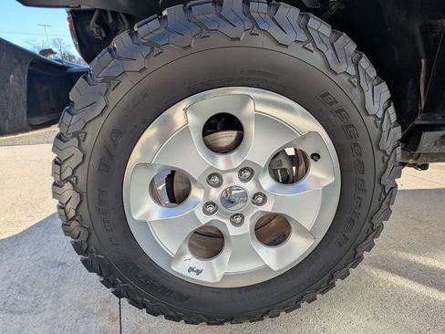 Used 2016 Jeep Wrangler Unlimited Sport AWD/4WD image 32