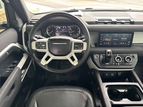 Used 2023 Land Rover Defender 110 S AWD/4WD image 8