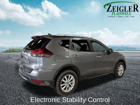 Used 2019 Nissan Rogue S image 7