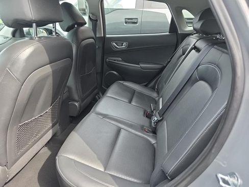 Used 2021 Hyundai Kona Ultimate w/ Cargo Package FWD image 6